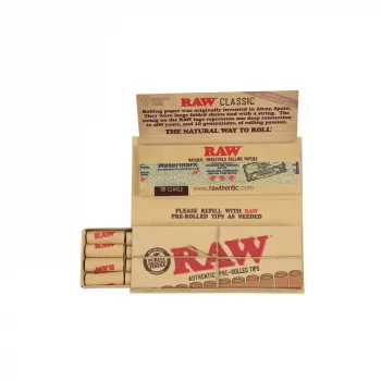 RAW Classic Connoisseur 1 1/4 & Pre-Rolled Tips กัญชา ซื้อขายกัญชา ซื้อกัญชา ขายกัญชา ดอกกัญชา กัญชาใกล้ฉัน weed cannabis